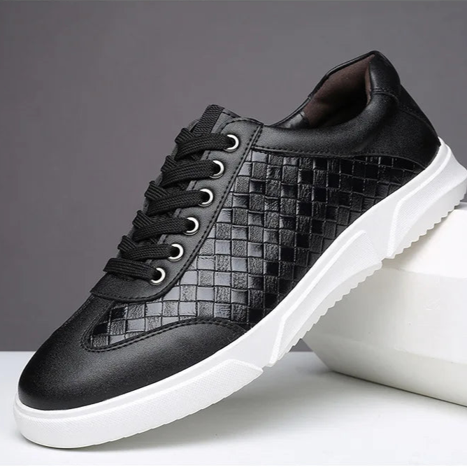 Aztan Sneakers