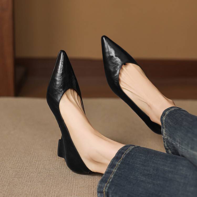 Fiara Genuine Leather Wedge Heel Pumps