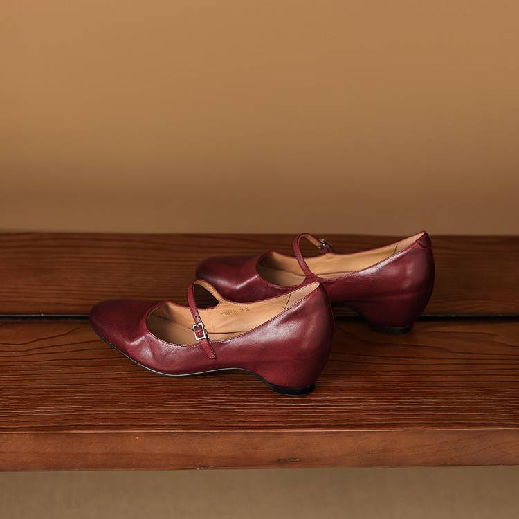 Ryla Genuine Leather Pumps