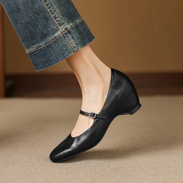 Ryla Genuine Leather Pumps