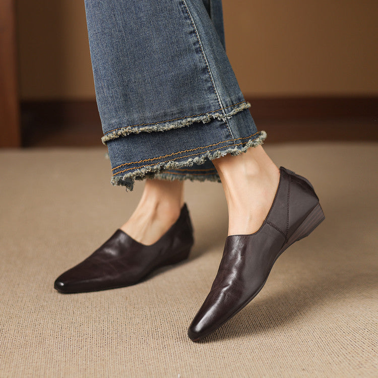 Halen Genuine Leather Pumps