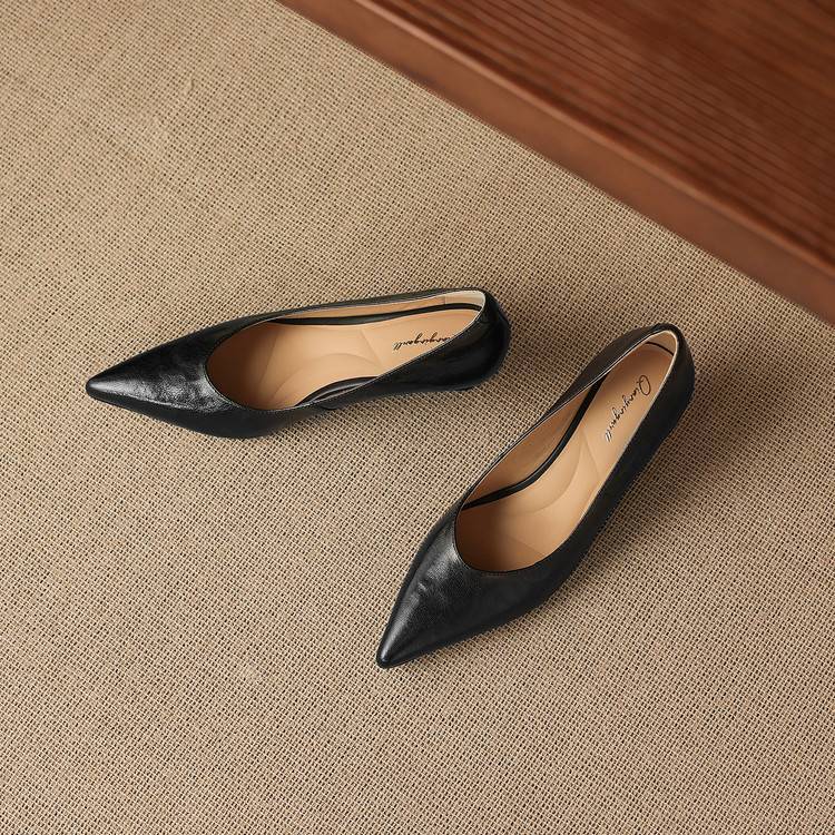 Fiara Genuine Leather Wedge Heel Pumps