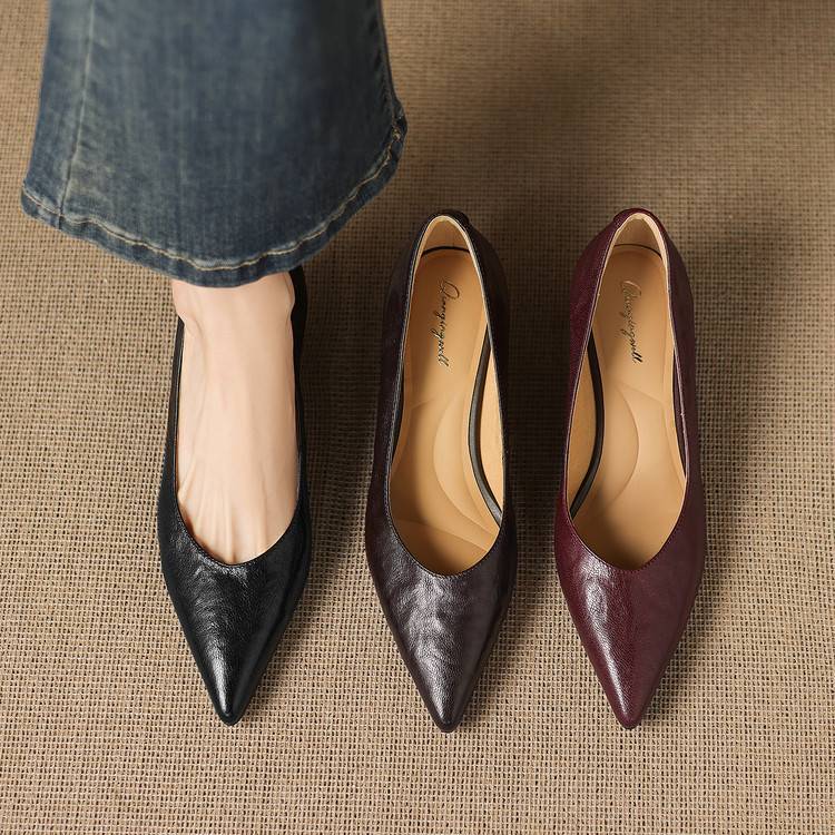 Fiara Genuine Leather Wedge Heel Pumps