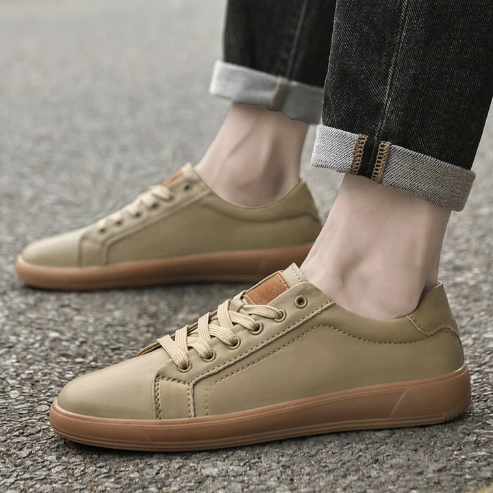 Camino Genuine Leather Sneaker
