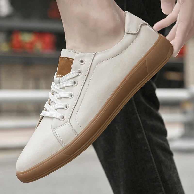 Camino Genuine Leather Sneaker
