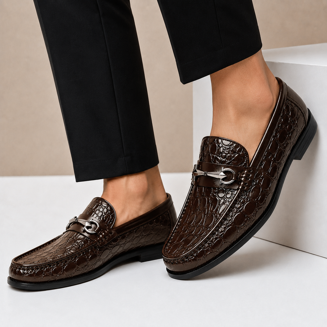 Carvano Cowhide Leather Loafers